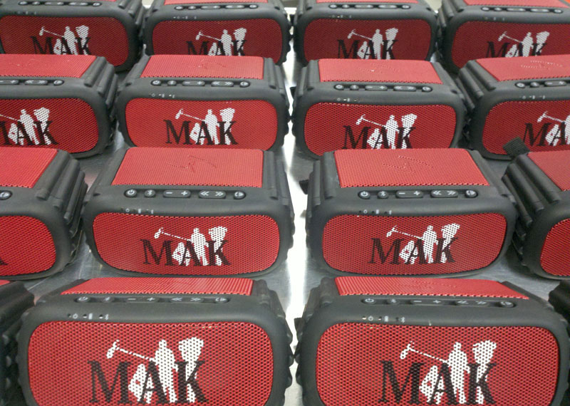 pad-screen-printing-for-bluetooth-speakers-radios