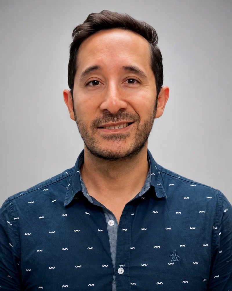 Erick Torres, Graphics Designer at Deco Technology Group