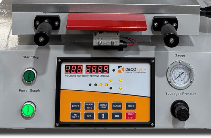 DT-2030-T/V control panel